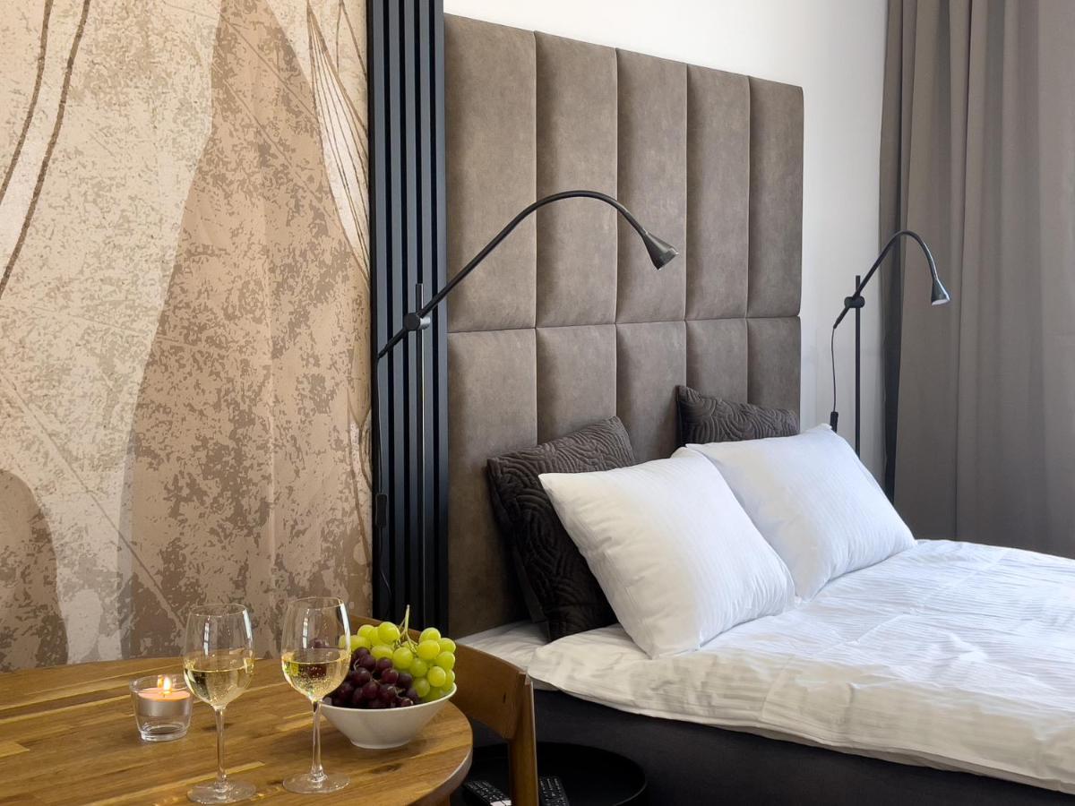 Urban Premium, Opolska 10 No 67b, Free Garage, Self Check-in Apartment *